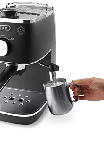 De'Longhi ECI 341 kleine Espressomaschine Milch aufaschäumen